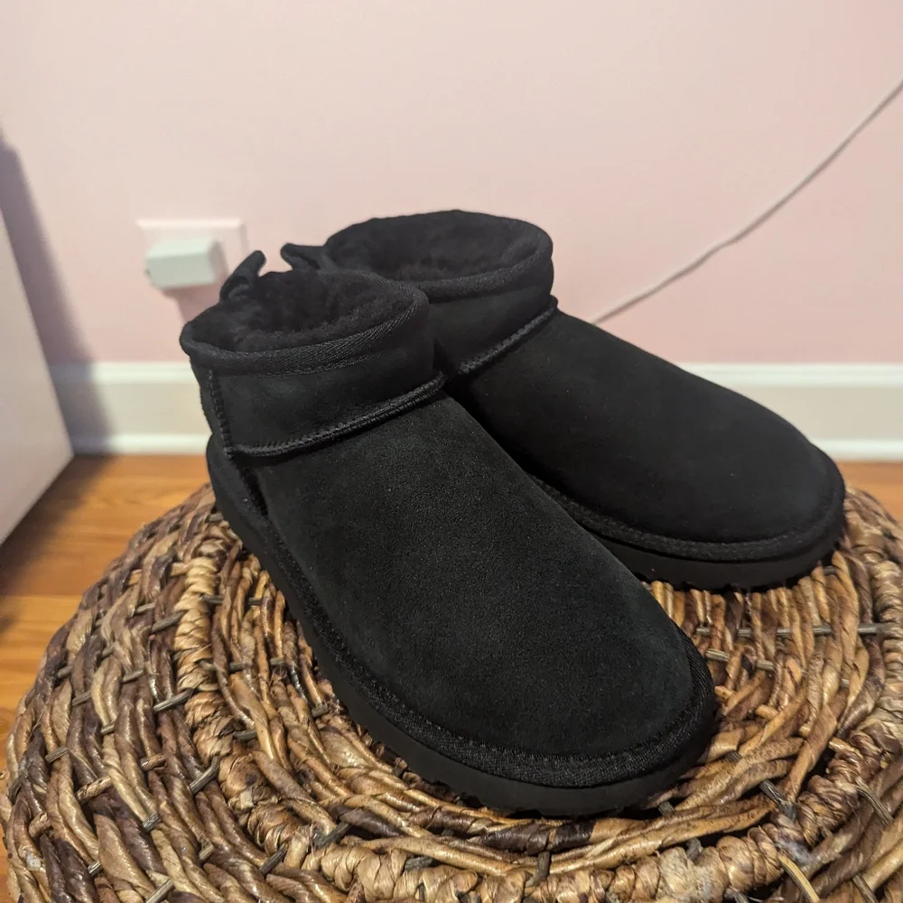 Ugg Classic Ultra Mini